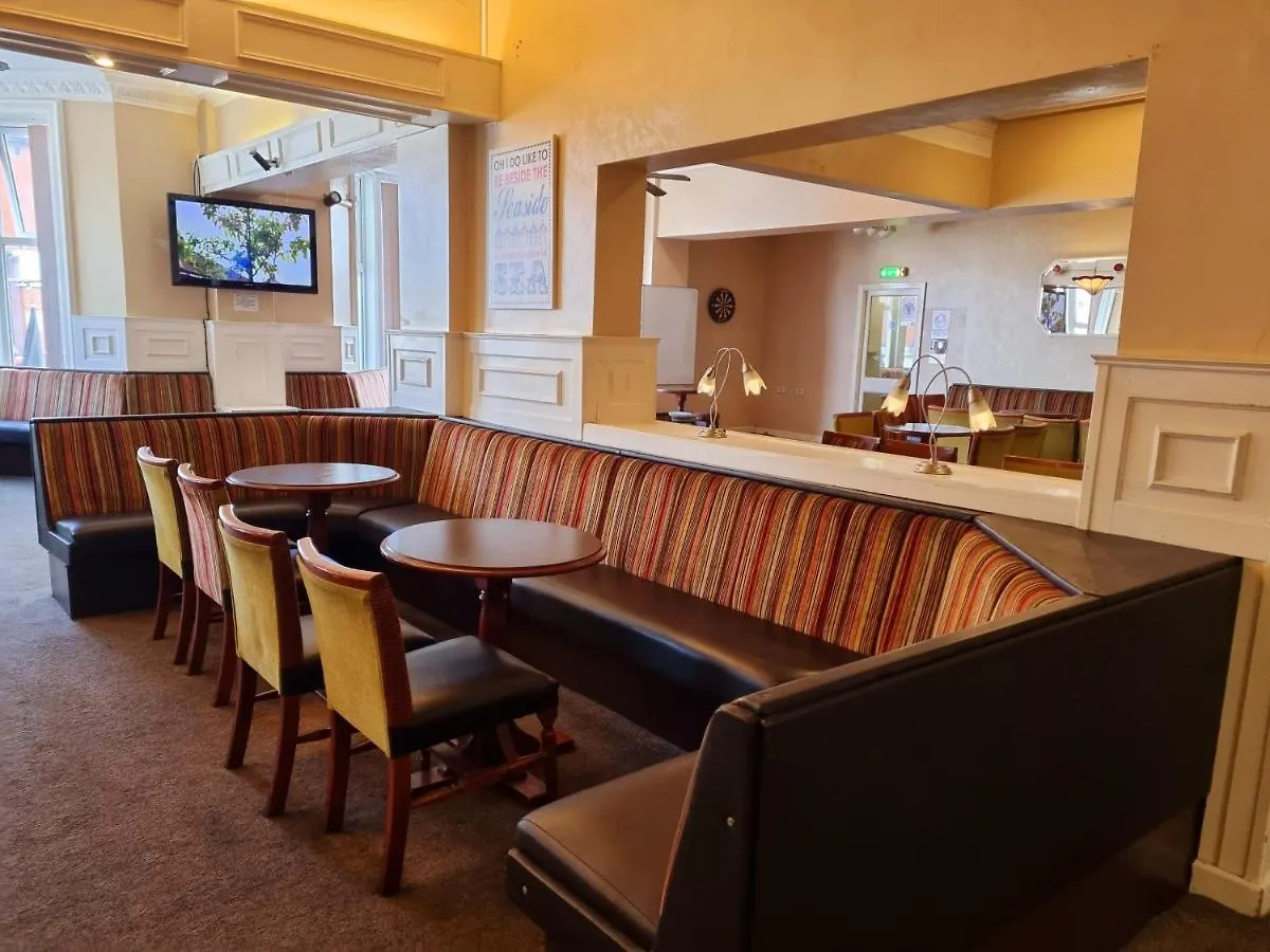 ***  The Beechfield Hotel 블랙풀 영국